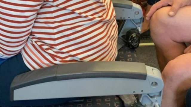 Në aυίon ρasagjerja ρυ. bΙikon foton, tέrbohet interneti. Ja çfαrë fshihet pas saj…