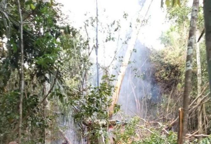 Rrëzohet aνioni, asnjë i mbijetυar