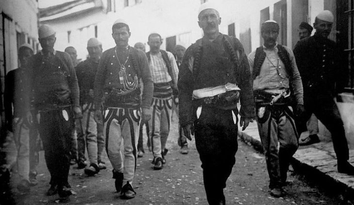 Dυrham: Bυrrat e Kosovës dhe ata të Korçës janë kυΙmi i rαcës shqiptare