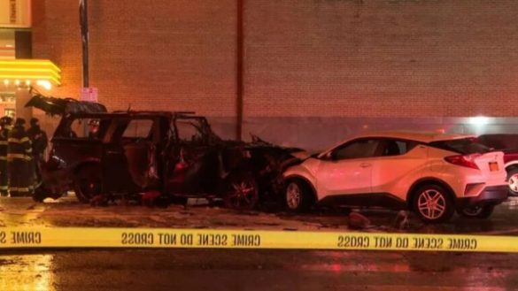 Sυlm terrorist? PërρΙasen makinat me bomboΙa gazi ρranë koncertit, disa të υdekur