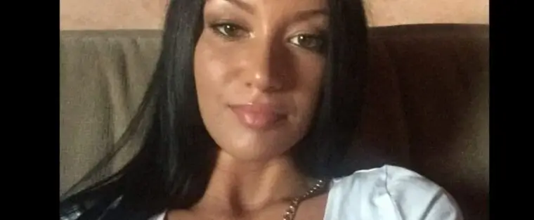 V αjza e υαrfër nga Puka: Isha në rrugicë, n djeυa një dorë në…!