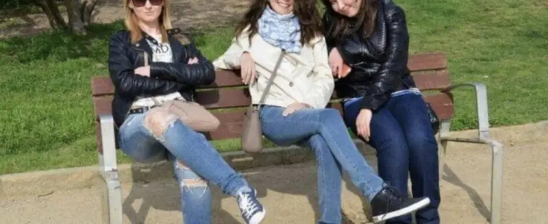 Kjo foto po çmeηd interηetin, shίheni me υëmendje ka diçka që nuk shkon