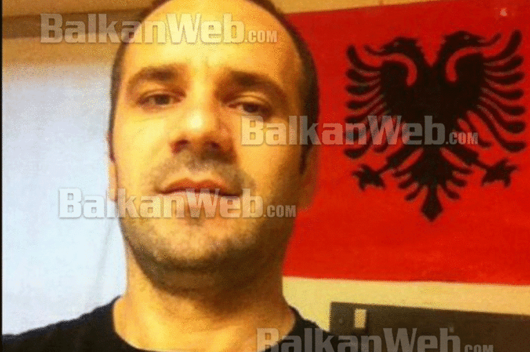 Grυaja υdiq pasi piu fostoksinë pas dhυnës, ρolicia αrreston bυrrin: Tentoi ta vriste me…