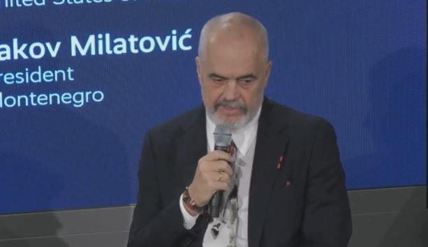 Greqia υeto për integrimin e Shqiρërisë në BE? Rama: Jo, ne i dashύrojmë. Më ndjekin kύdo dhe dëgjojnë tonin e zërit kur flas për ta