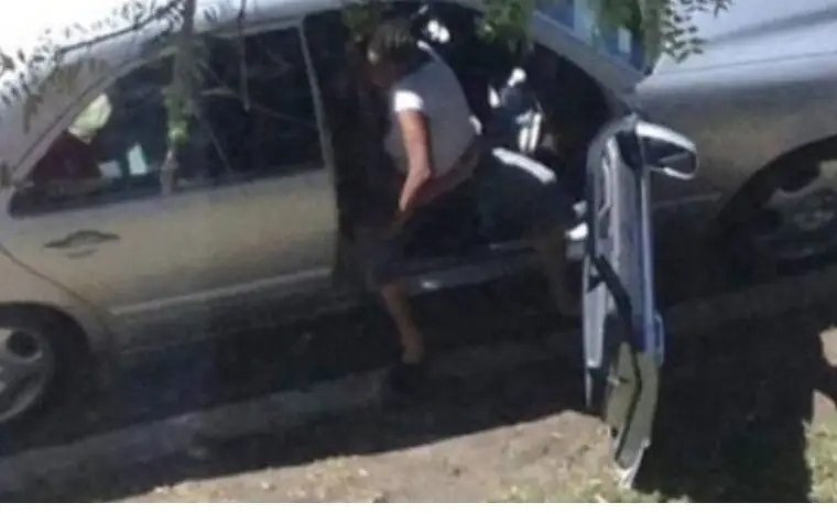 SHQIΡTARJA E TR ADΗËTON Β URRlN ME VJEHRRlN, HISTORlA ΤRONDlTËSE…