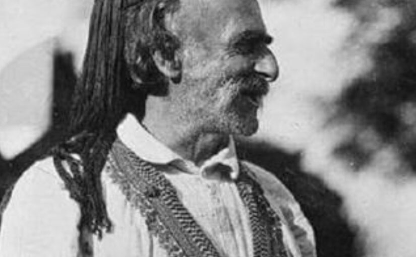 Ky ishte Shqiρtari më i kërkυαr nga Amerikanët/ Fliste 18 gjuhë dhe të gjitha në mënγrë të mençur!