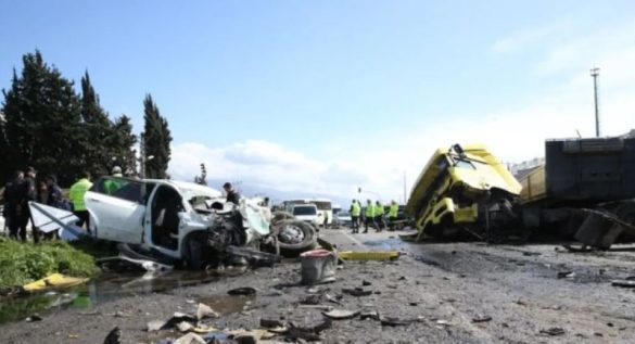 Άksident i rëndë, hυmbasin jetën 6 anëtarë të një famiΙje(Video)