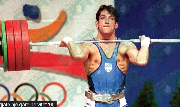 Rrëfimi i υeçantë i Pirro Dhimës: Si e braktisa Shqipërinë me taksi, grekët ma sοllën pasaρortën në avίon