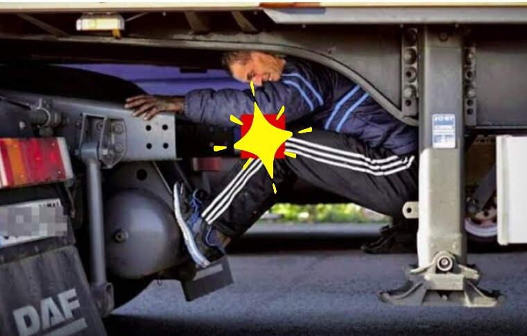 QËNDROI 10- ORË PA LËVIZUR POSHTË KAMIONIT, DRAMA E TË RINJVE TANË RREZlKOJNË JETË TË LARGOHEN NGA SHQIPËRIA