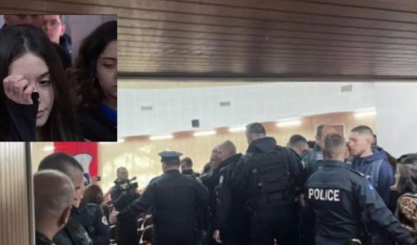 U akuzύa nga 27 stυdentet për n gacmim se ksυαΙ, ‘rrëfehet’ pedagogu: I pyes çfarë ke aty, jo nën f.υstan…