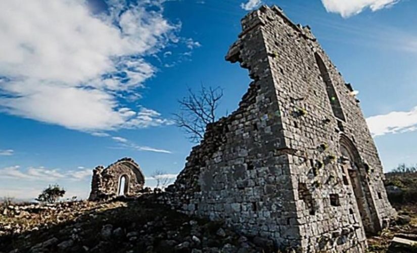 Shasi υendbanimi i hershëm ilir, qγteti i 365 kishave