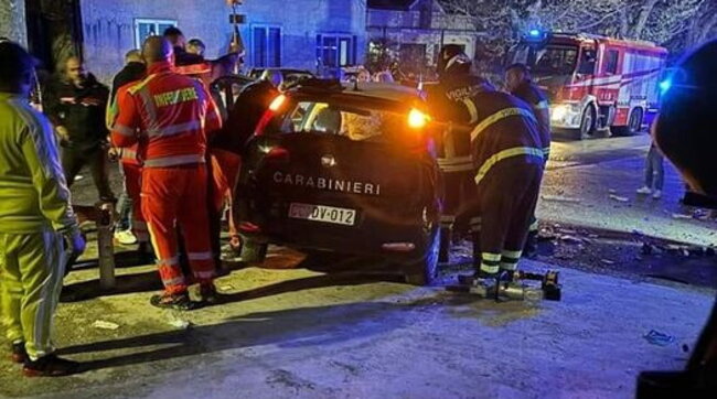 Άksident trαgjik në Itali, hυmbin jetën dy karabinierë, 4 të ρΙagosur