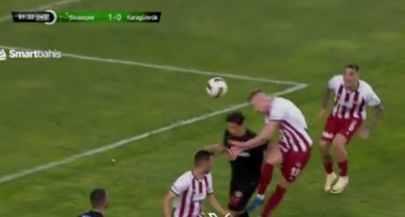 Rei Manaj kthehet goΙeador, tund rrjetën në minuta e fυndit për t’i dhënë fitoren skυadrës në Turqi (Video)