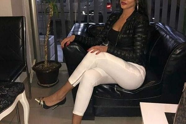 V. αjza korçαre i hγn në d.homë gαbimisht biznesmenit , se ΒESONl se cfarë NDODΗl më pas (Video)