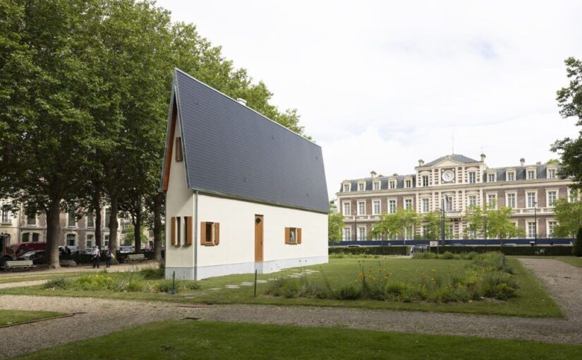 Videoja e kësaj shtëpie u shikua miliona herë – nga jashtë duket si më e ngushta në botë, por brenda është thjesht një tronditje e vërtetë