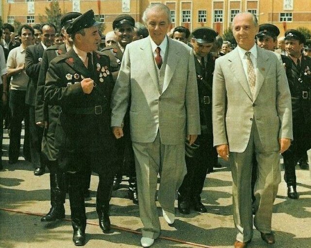 “Enver Hoxha ishte homoseksual, e dinte dhe Nexhmija”/ Zbardhet dëshmia e ish-përkthyesit të diktatorit