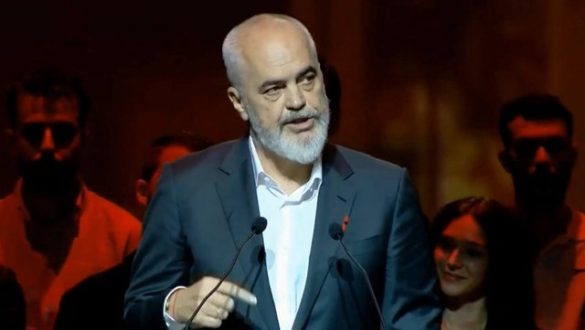 Rama kujton dëbimin e shqiptarëve të Çamërisë: Paraardhësit tanë u shpërngulën me përdhunë nga shtëpitë e tyre