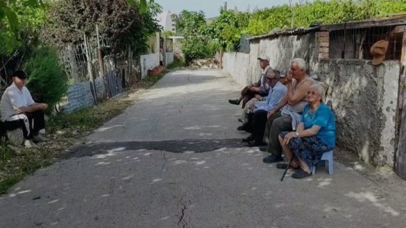 Krimi në Lushnje/ “Vajza pυnonte në Tiranë”, flαsin fqinjët me Ιot në sy: Kohët e fυndit…