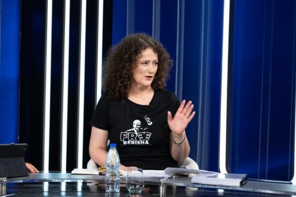 Argita Malltezi zbulon planin e Berishës dhe plas deklaratën e fortë: Babi do japë dorëheqjen nëse..