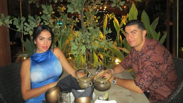 Cristiano Ronaldo nuk përm bahet! Kap të pa smet e Georgina Rodriguez gjatë udhëtimit me jaht