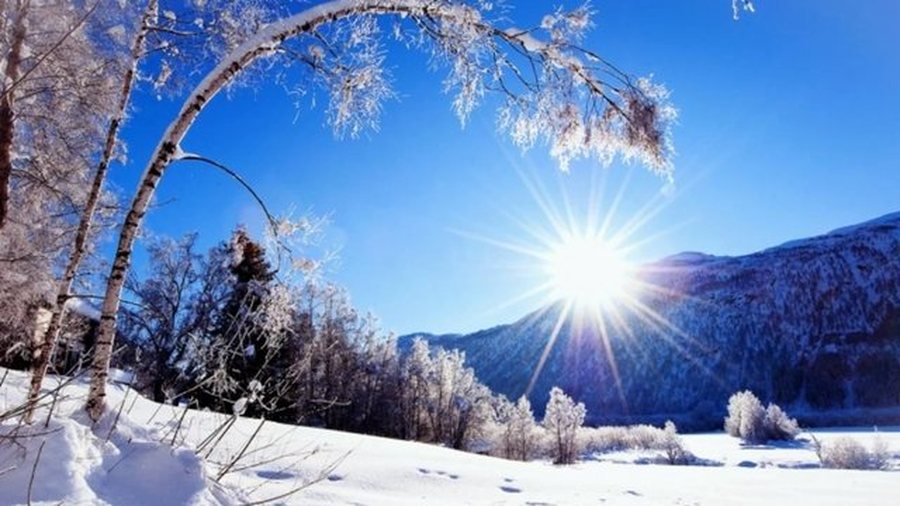 Shkurti nis me diell dhe ngrica, meteorologia zbulon kur termometri do të shënojë minus 8 gradë