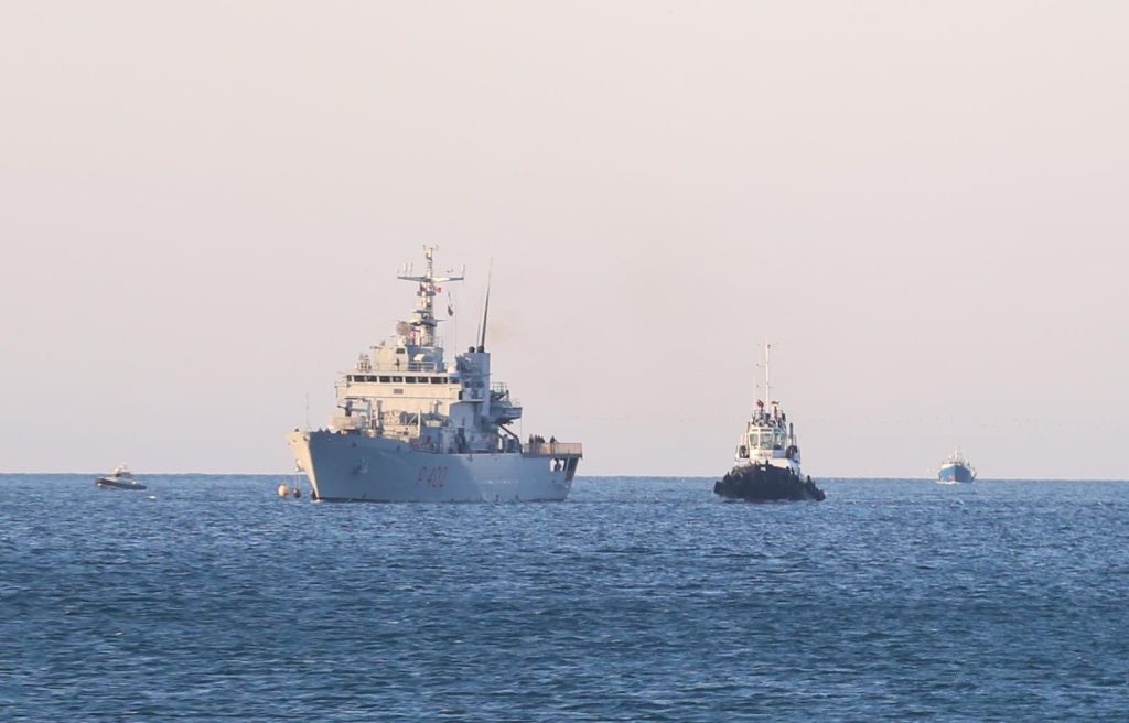 Marrëveshja Itali-Shqipëri, anija me 49 emigrantë të paligjshëm mbërrin në Shëngjin