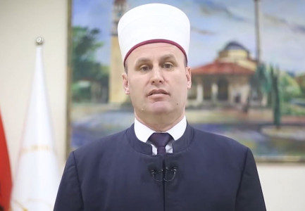 Muaji i bekuar i Ramazanit/ Kreu i KMSH-së uron besimtarët myslimanë: Agjërimi është një proces i thellë shpirtëror