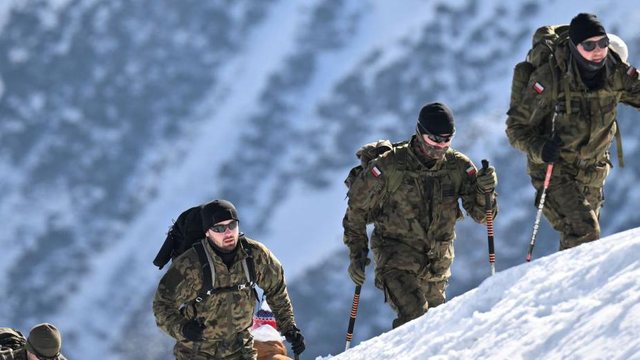 Polonia kërkon akses në arsenalin bërthamor dhe synon të krijojë një ushtri me 500 mijë trupa aktive