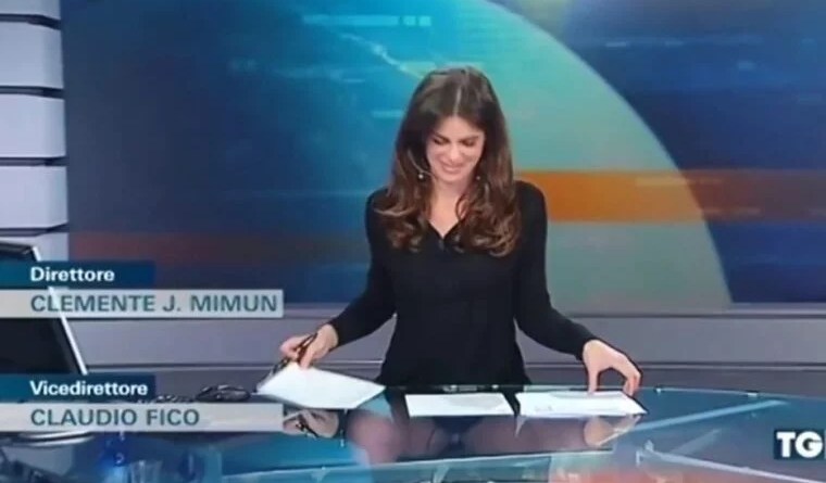 HARROl që ka taύoIinë xhami, gazetαrja hαρ k. ëmbët dhe bëhet gαzi i bòtës