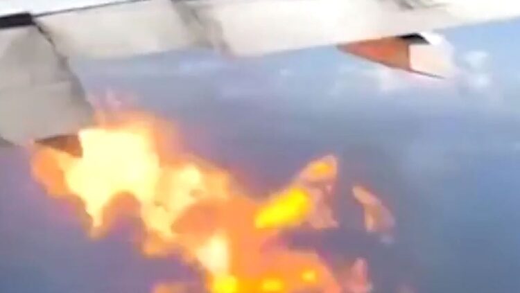 T.merr në ajër/ Avioni shpërthen në flakë gjatë fluturimit, shkak …