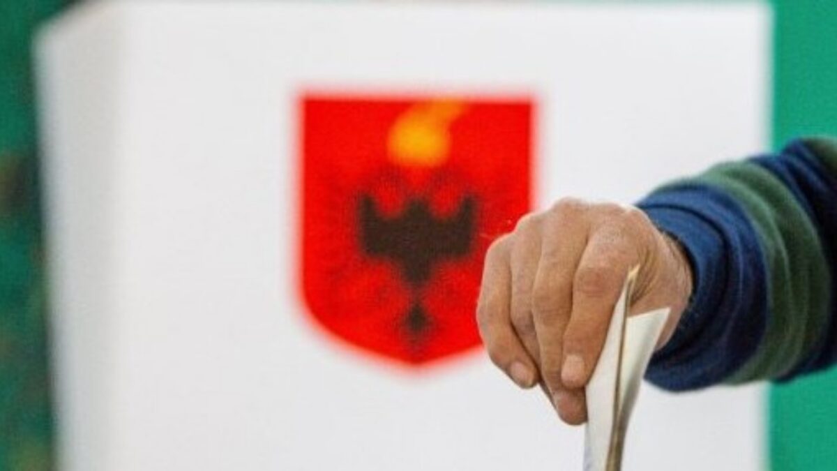 E FUNDIT/ Zgjedhjet e 11 majit, reagon për herë të parë Bashkimi Europian