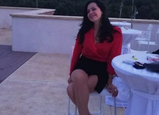 V. αjza nga Tirana thotë se ka gjetυr dα shυrine e υërtete dhe nuk din se çfarë të bëjë me bύ. rrin