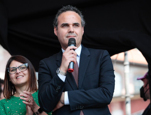 Gazetari italian “teston” Shqipërinë pasi ia sugjeroi inteligjenca artificiale, nuk kursen kritikat: E bùkur por jo mahnitëse! Një mit që duhet shpërbërë