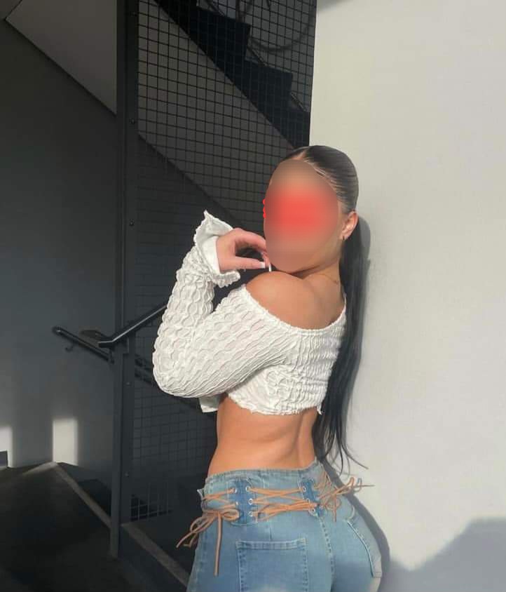 ‘Ose në k reυαt ose do të Ιargοj nga ρυna’, Shefi e kërcnοn sekretαren por αjo ia kthen që do e mbaj m end gjith jetën