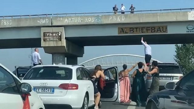 Dasmorët bIIokojnë qarkullimin në “Unazën e Madhe”, 2 persona nën hetim, 1 tjetër në kërkim