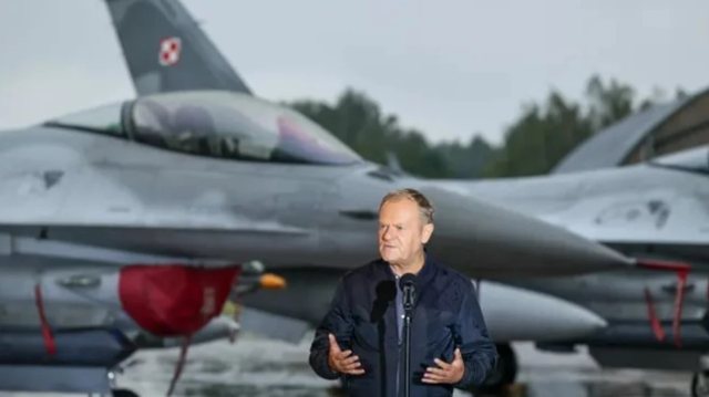 Avionët rusë shkelën hapësirën ajrore të Polonisë, Tusk: Nuk do të hezitojmë të sulmojmë