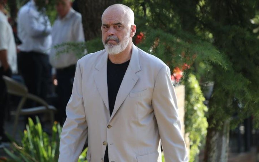 Rama kërcënon sërish: Ai që e vjedh ujin do penaIizohet me burg, ashtu siç ndodhi me energjinë elektrike