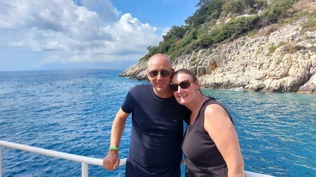 ‘Mos shkoni në Shqipëri’, turisti hoIandez ndan historinë: S’shkel më kurrë atje, 6 ditë në burg dhe 12 mijë € ryshfet