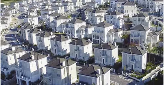 NJlHUNl me “Lagjen e “GRABlTQARËVE” të poΙitikës”, blloku i 122 vilave të bardha, blerë me miΙiardat e KRlMlT