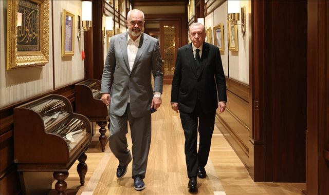 Izraeli, a ka një shuplakë turke për Tiranën