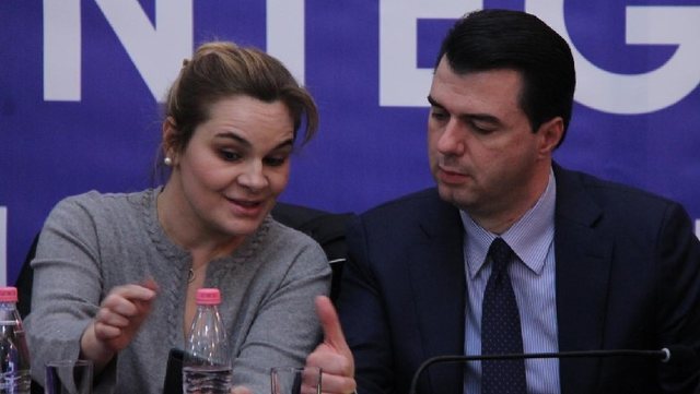 “Ka 23 mln dollarë nga kompanitë e kunatit, 540 mln në offshoret ruse!”, Kryemadhi: Vetëm Basha nuk hetohet nga SPAK, arsyeja…