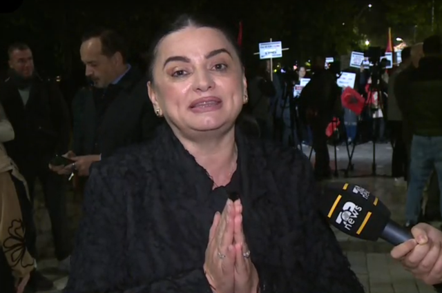 Protestë kundër ligjit për gjinitë para Parlamentit, Pano i drejtohet Kos: Nuk është detyrim për BE-në, 21 vende nuk e kanë