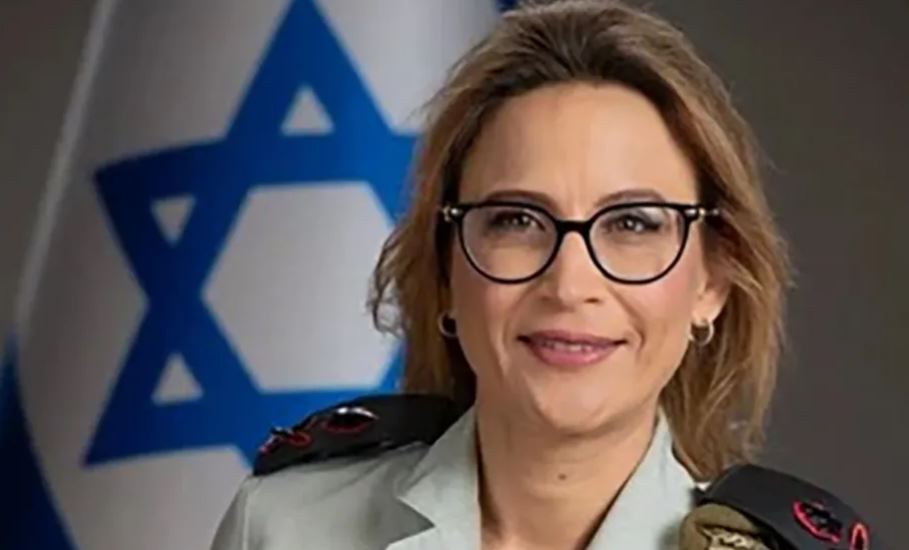 Publikoi videon ku ushtarët abυ zonin sek▪︎υ. a|isht me të burgosurin palestinez, arrestohet ish-avokatja kryesore e IDF