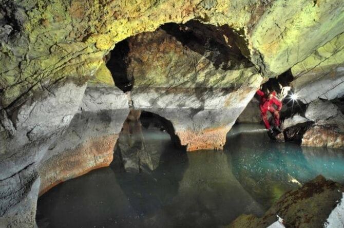 Gjenden mbetje njerëzore në Shpellën e Kopiles, policia nis hetimet