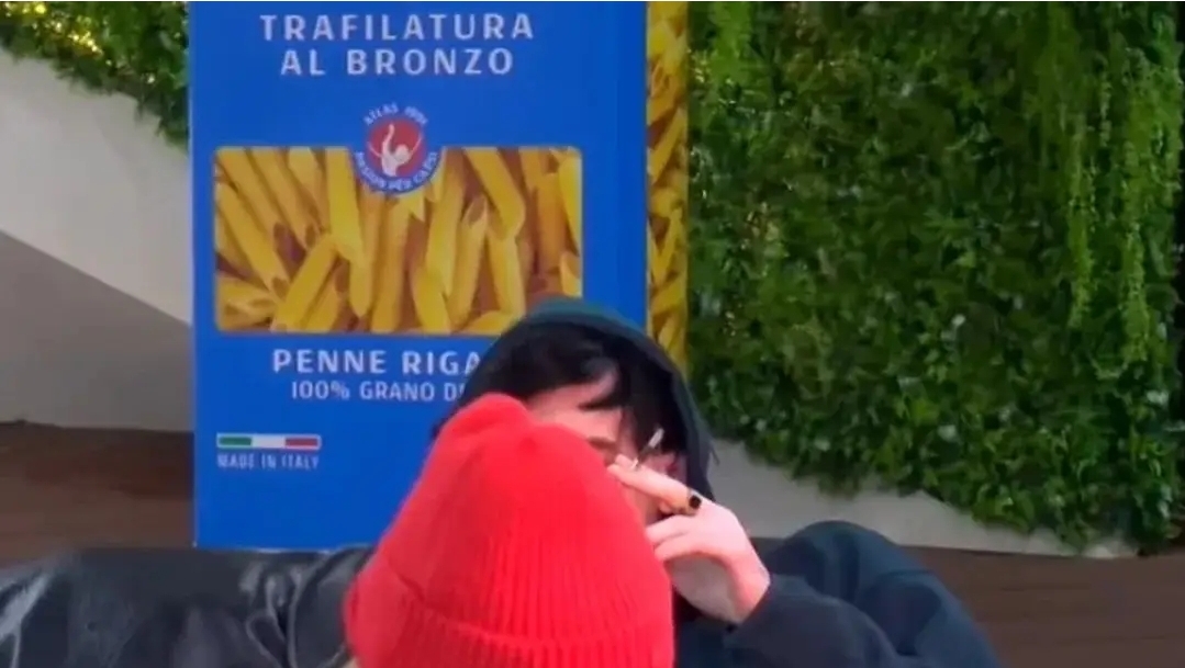 E papritur në Big Brother VIP 5, ndodh puthja e parë në shtëpi (VIDEO)