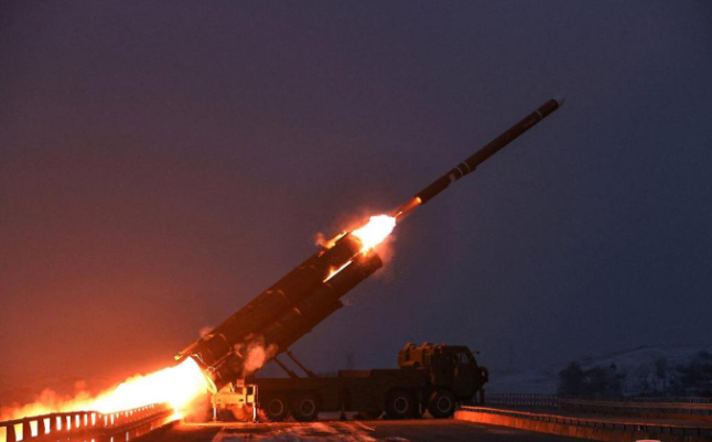 Çfarë po ndodhi!/ Koreja e Veriut lëshon raketa balistike drejt Japonisë pas arrestimit të Maduros nga SHBA-të