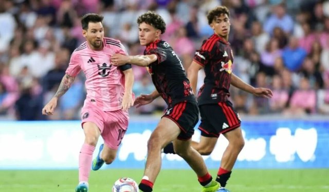 Talenti 17 vjeçar shqiptar shënon përballë Messit dhe i heq fitoren Interi Miamit