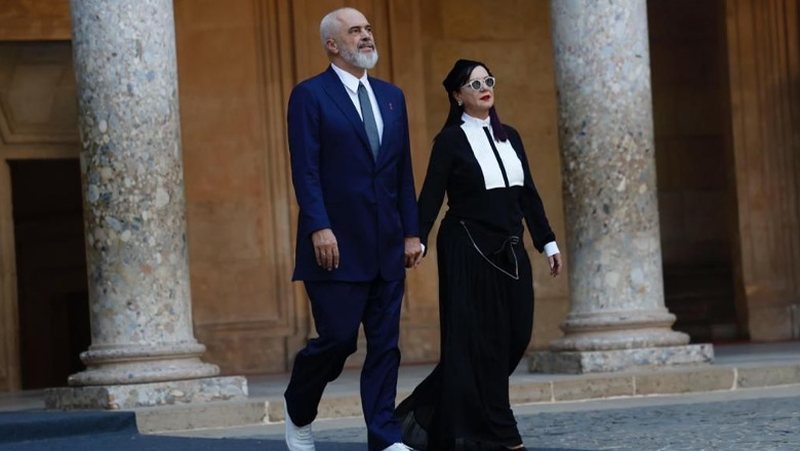Zbardhet pasuria 2025, Edi Rama dekIaron 100 mijë euro të ardhura jashtë page, Linda bleu 200 mijë euro pronë, Gregu “luan me shifra të vogla””