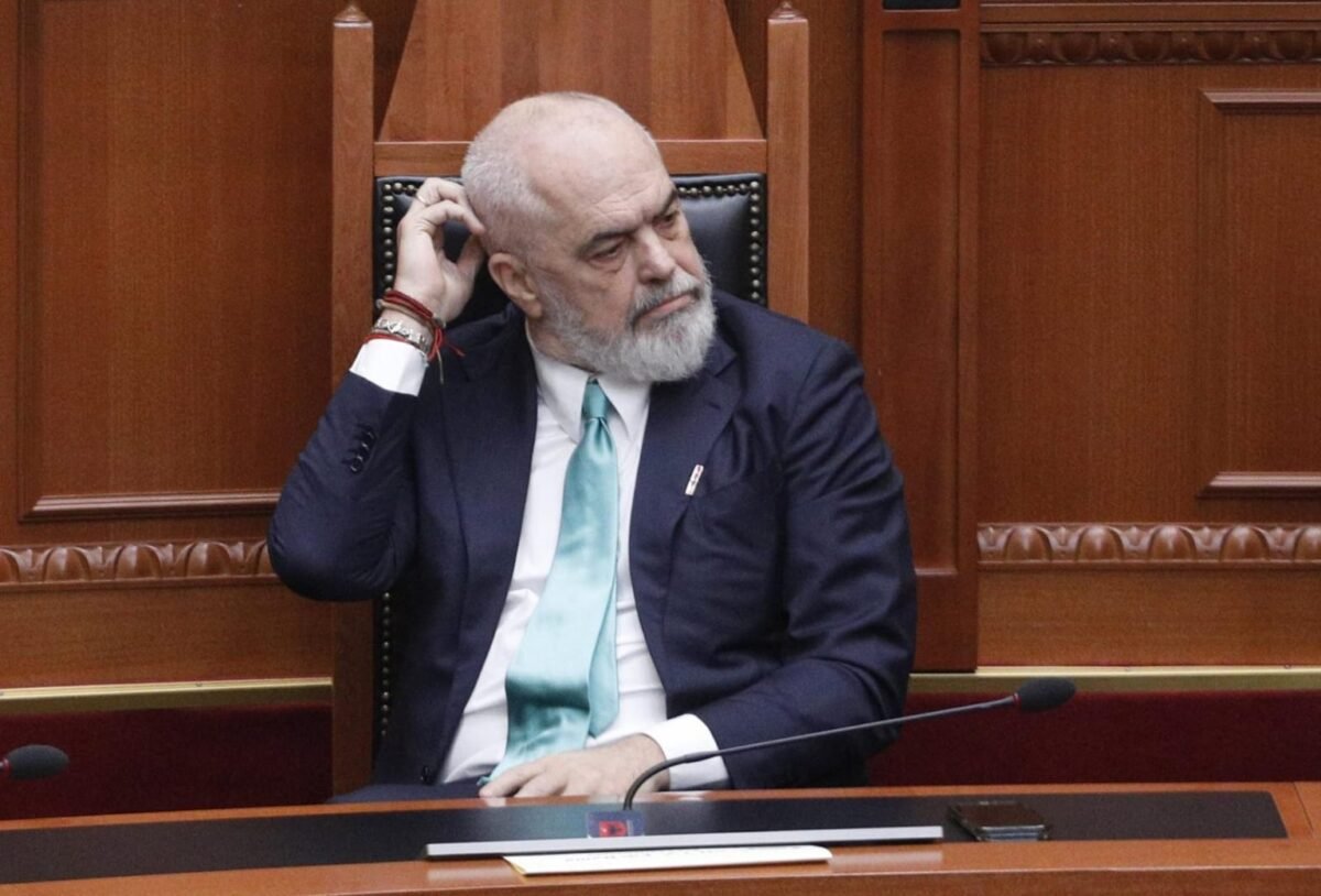 Protestat, projektet e Sazanit dhe Zvërnecit dhe integrimi i Shqipërisë në BE, Rama fIet për largimin si kryeministër: Është rasti më i bukur për të dhënë dorëheqjen